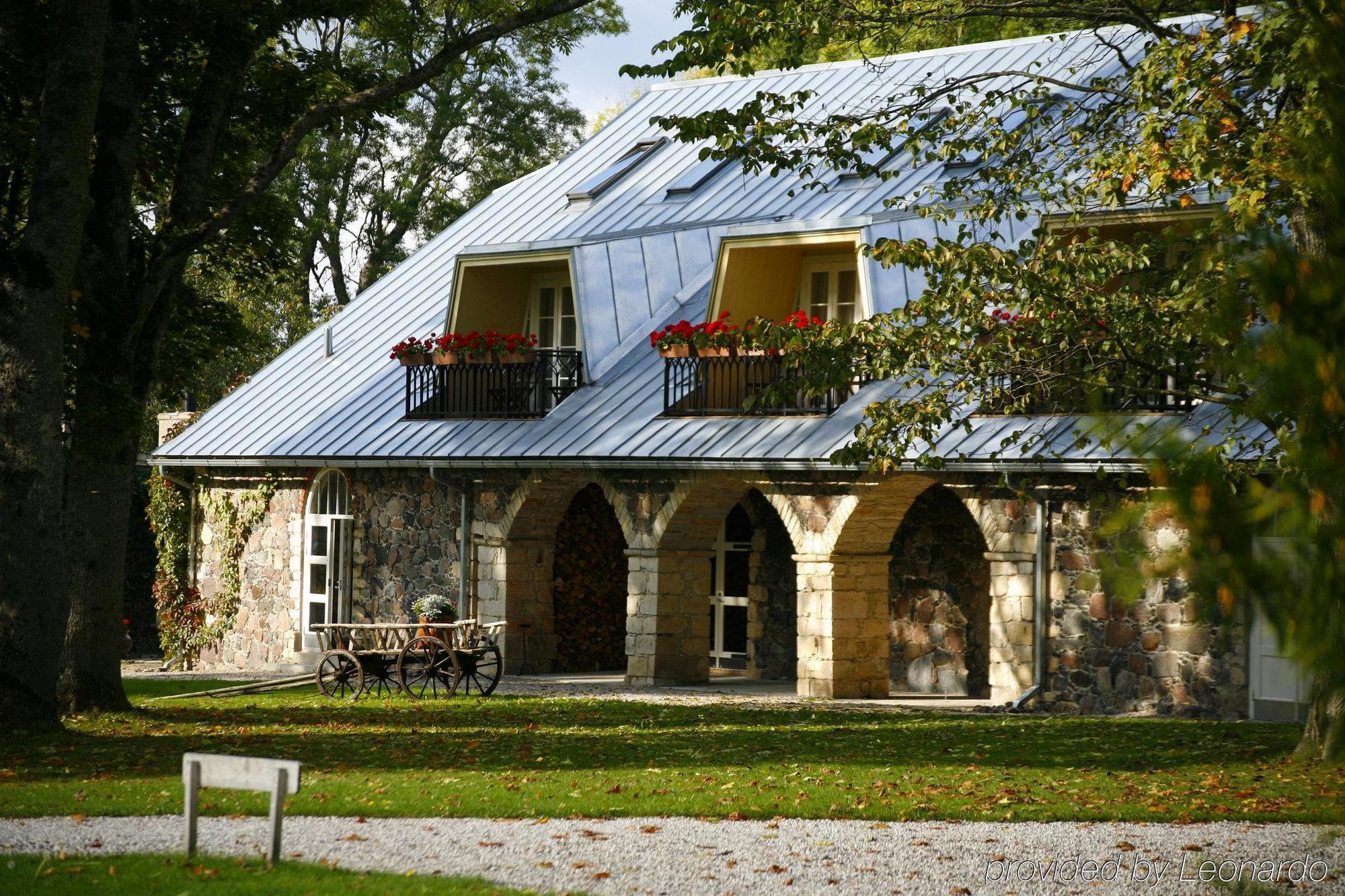 Paedaste Manor Bagian luar foto