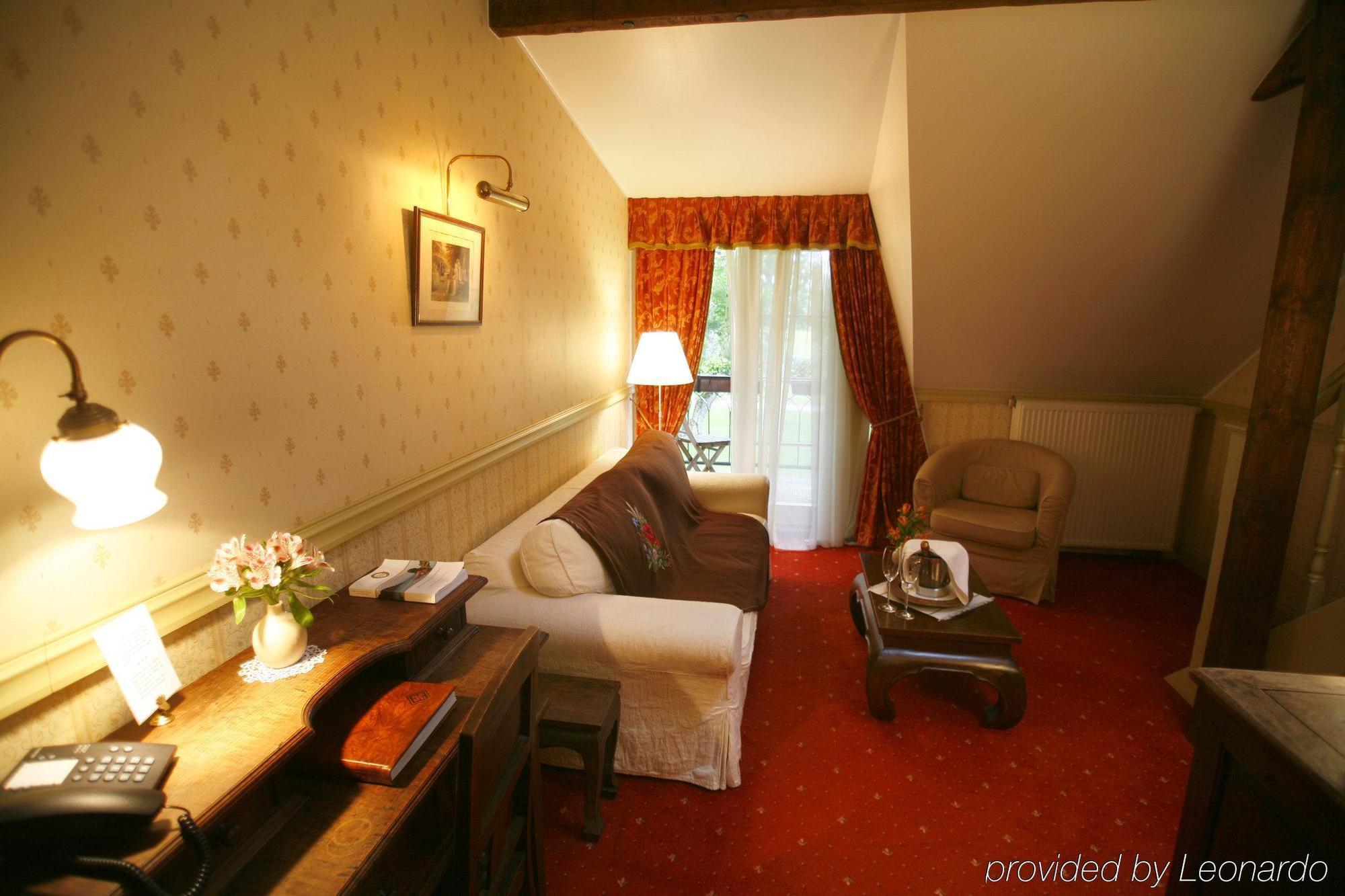 Paedaste Manor Ruang foto