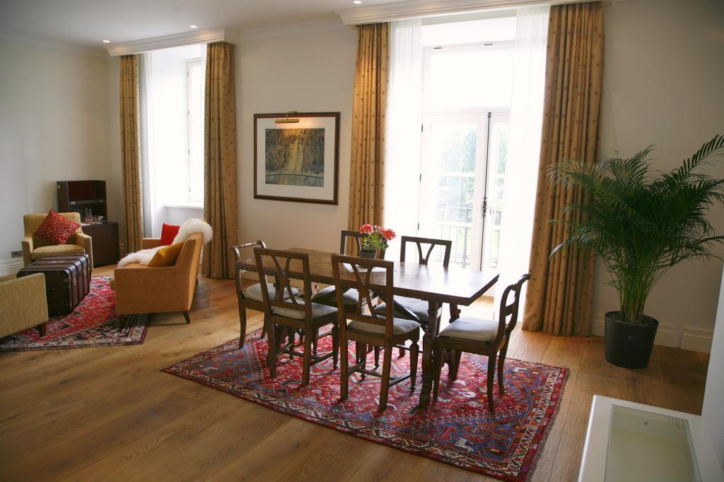 Paedaste Manor Bagian luar foto