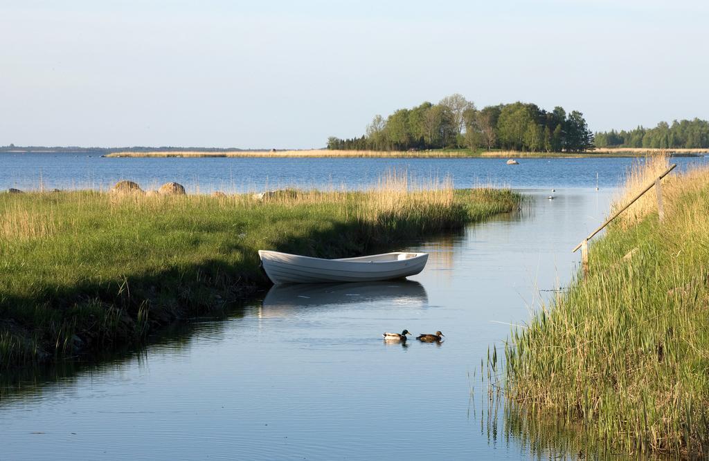 Paedaste Manor Bagian luar foto