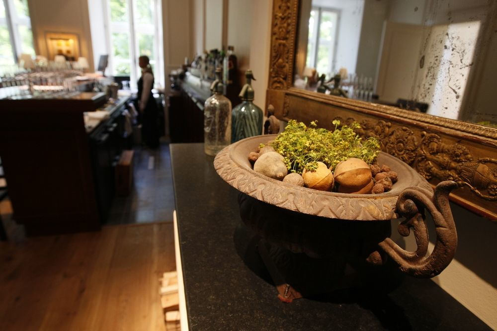 Paedaste Manor Bagian luar foto