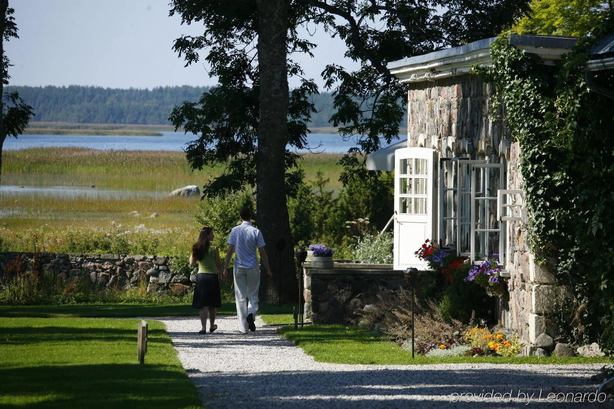 Paedaste Manor Bagian luar foto