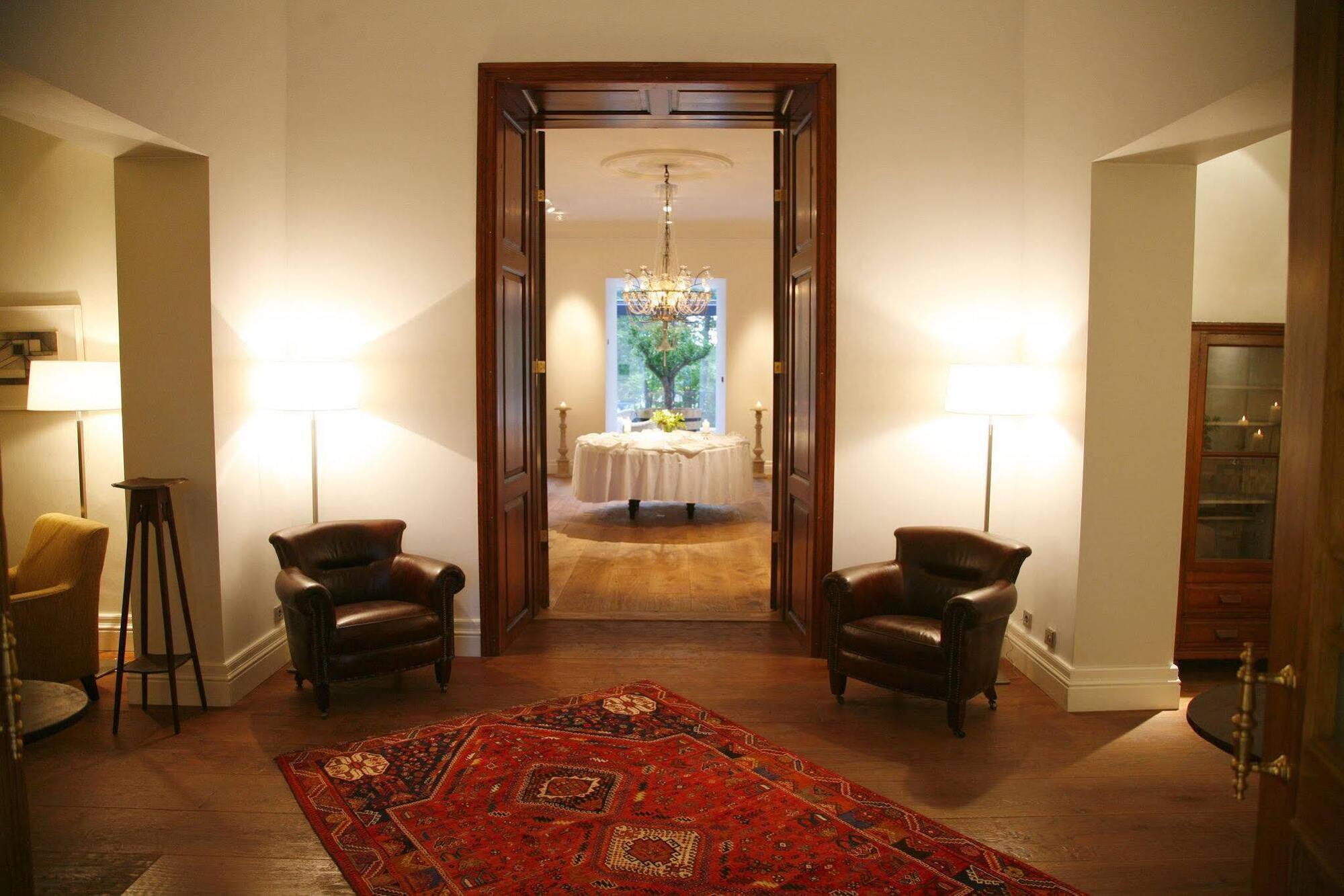 Paedaste Manor Bagian luar foto